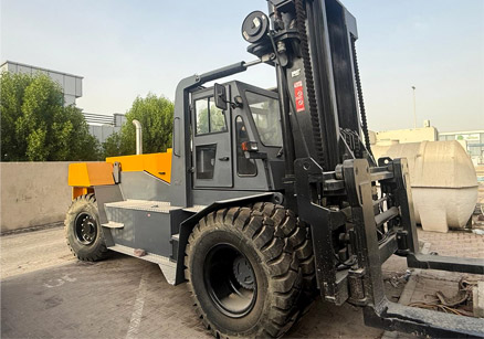 لیفتراک HMT با ظرفیت 25 تن