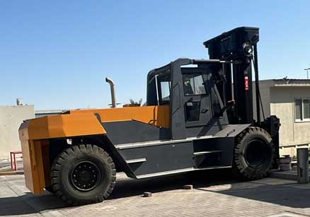 لیفتراک HMT250 D با ظرفیت ۲۵ تن (ساخت بلغارستان)